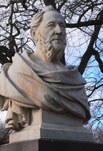Büste von Gustav Meyer im Treptower Park