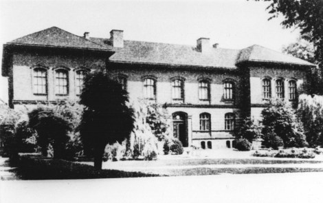 Das Institutsgebäude vor dem 2. Weltkrieg