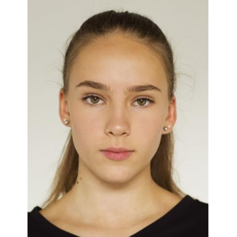 Evelina Müller._square.PNG
